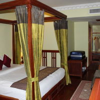 ＴＶは液晶、CD/DVDプレーヤーあり。safety box