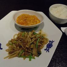 華都ランチ