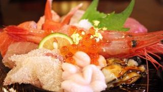 近江町市場の海鮮丼！並んだ甲斐がありました