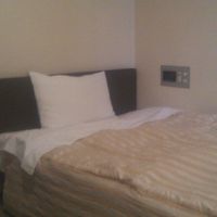 バスルームの段差が左側に確認頂けると思います