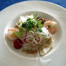 海鮮サラダ 