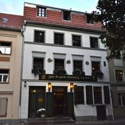 味良し雰囲気良しのベルリン最古のレストラン　ツア レッツテン インスタンツ