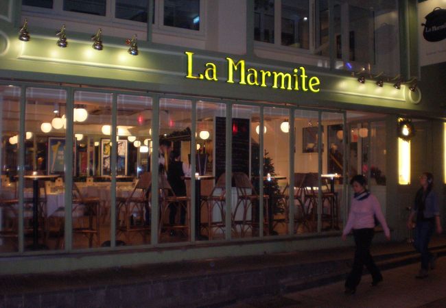 SoHo：ストーントン通りの気さくなカジュアル・フランス料理店～ラ・マルミ