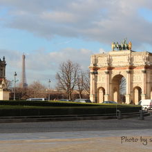 エッフェル塔も見えます〜