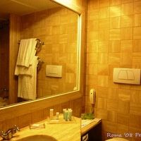 清潔なバスルーム