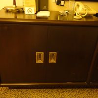 ここも開けると棚