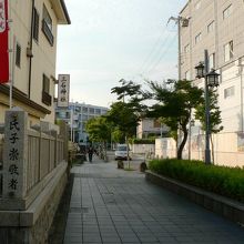 和田岬駅（わだみさきえき）周辺の街並み