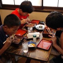 美味しい鰻に満足です 