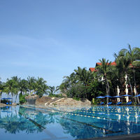 利用者が少ない５０ｍプールでがっつり泳げます