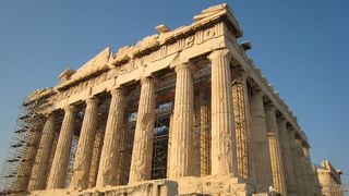 閉館まぎわにやって来たものとは・・・