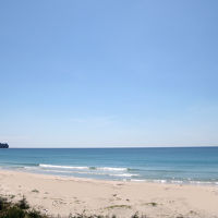 ビーチでサーフィンやシュノーケリングもできる