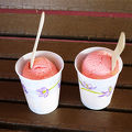 マウイ島へ行ったら、「タサカ･グリグリ」と言う絶妙な食感のアイスクリームを召し上がれ！