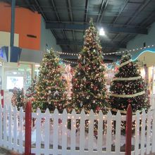 クリスマスのアウトレット