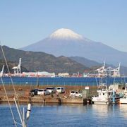 大きな観覧車と富士山！