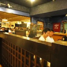 日本人でいっぱい