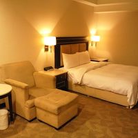 2480元の部屋のベッドルーム