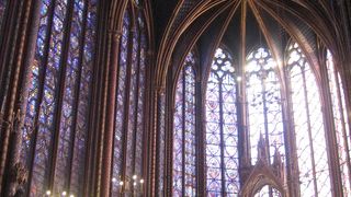 ステンドグラスを見るなら