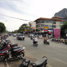 アオナンビーチ前の道路です。