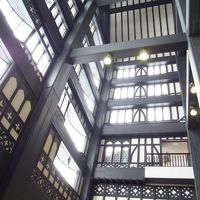 ロビーの吹き抜け