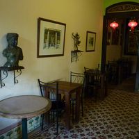 1階のカフェの様子。朝食はここで。