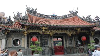 おみくじが当たって、赤い糸で結婚？しました。行くなら早朝オススメ☆