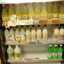 生マッコリも売っています。