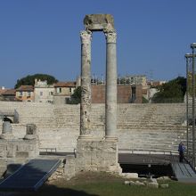 修復中の建造物
