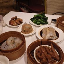 やっぱり広東料理を食べるなら飲茶ですよね。