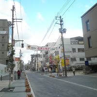 ホテル前の三条通り