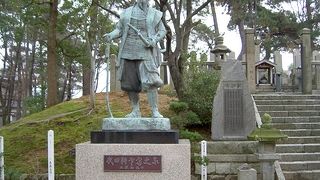 灯篭に実はスイッチが