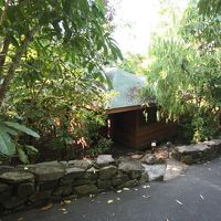 高床式バンガロー