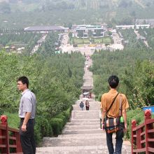 登るには　結構高いです。