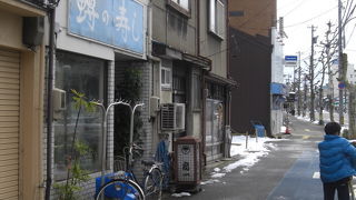 わざわざ予約して買いに行く価値のある鱒寿司