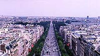 パリ市街が見渡せる絶景ポイントです。