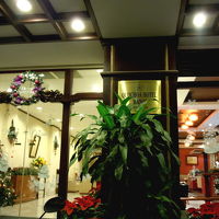 エントランス。こぢんまりしています。