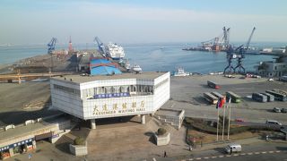 ビルの屋上から眺めました