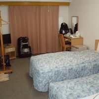 ツインで利用しても充分な広さ、バルコニーも付いてます