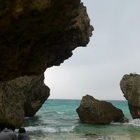 プライベートビーチの岩場。引き潮の時には探検が楽しいです♪