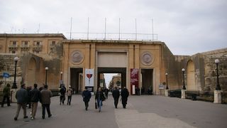 市街は広くはないですが、歴史が詰め込んであります。