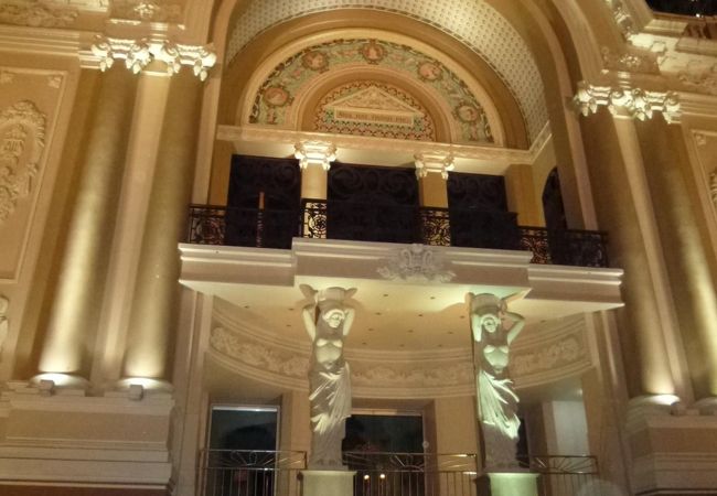 ホーチミン市民劇場