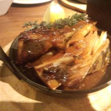 マグロの骨付きグリル