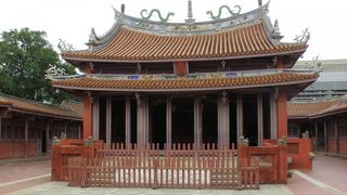 地元の集う場所