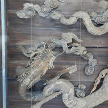 真下の床にカメラを置いて撮影