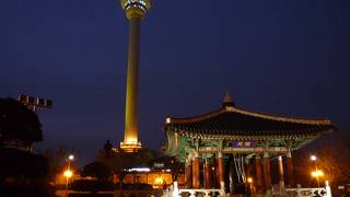 夜のプサンタワー