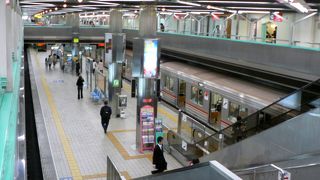 大阪の交通の拠点ひとつ千里中央（せんりちゅうおう）