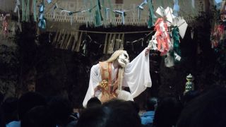 夜神楽を見学