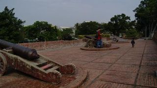 周辺の通りも楽しいです。