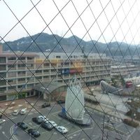 ８Ｆの部屋からの眺めです　ＪＲ米子駅が見えました