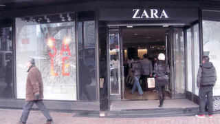 老舗が並ぶ通りに新ブランドショップがオープンしました。