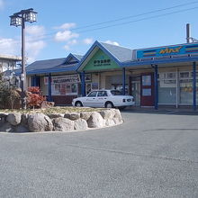 駅舎の外観